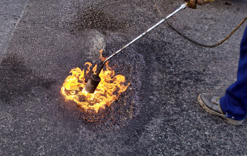 Daresbury Delph flat roofing repairs